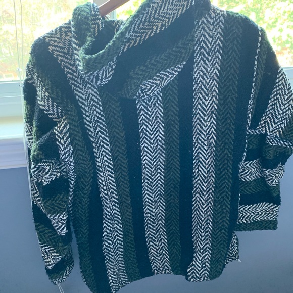 Earth Ragz hoodie size small mens - Picture 2 of 3